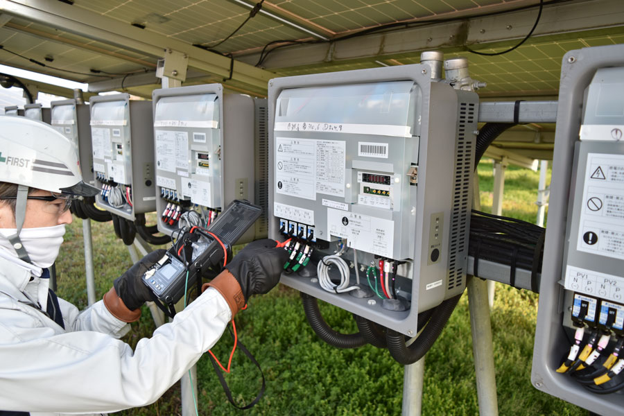 太陽光発電所の電気測定